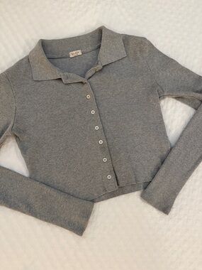 John Galt Gray Ribbed Collared Button-Up Cardigan